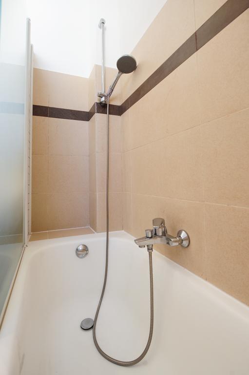 Appartamento La Terrasse Zen Five Stars Holiday House นีซ ภายนอก รูปภาพ